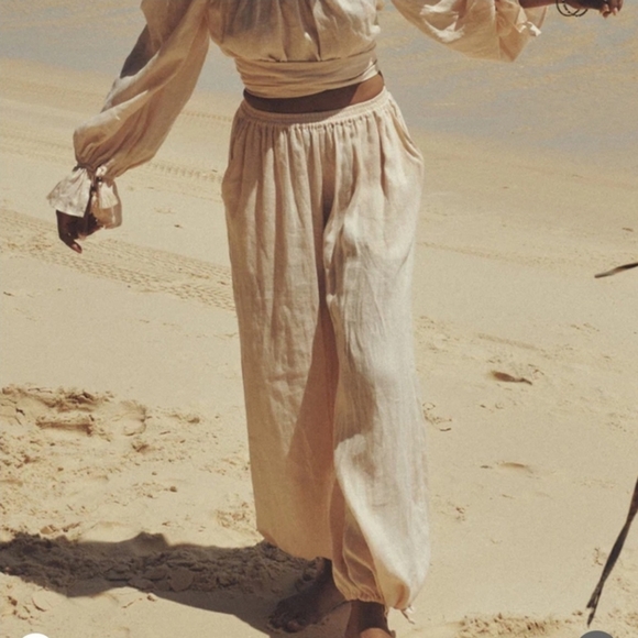 Spell Mae Linen Pants *Small* - Picture 3 of 9